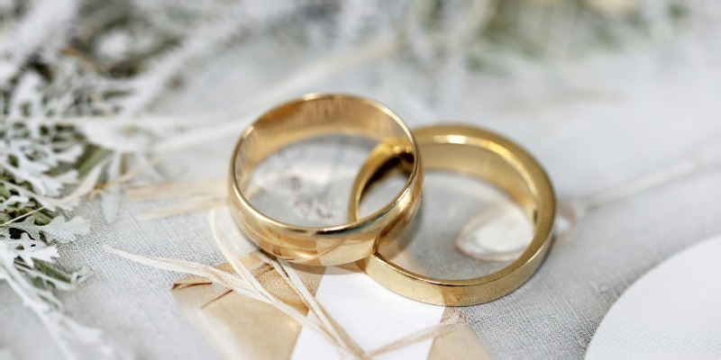 wedding rings